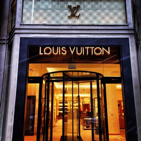 louis vuitton outlet chicago.